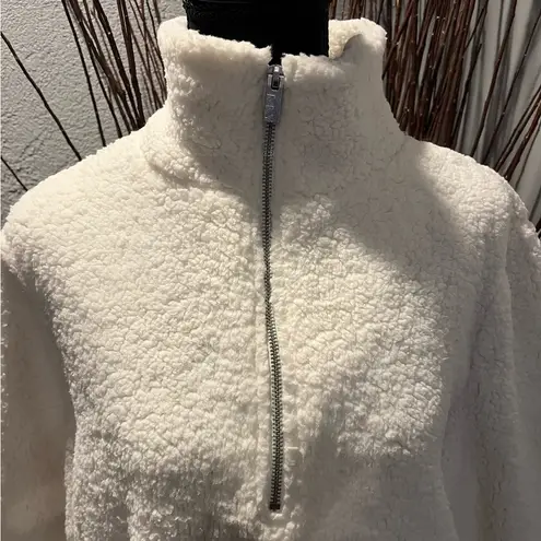 Marc New York 🌸NWT MARC OF NEW YORK WHITE ZIP PULLOVER FLEECE SIZE MEDIUM 🌸