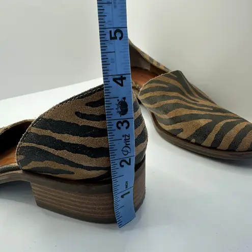Lucky Brand  Zebra Print Garny Loafers Block‎ Heel Leather Slip On Shoes Size 8M - Image 7