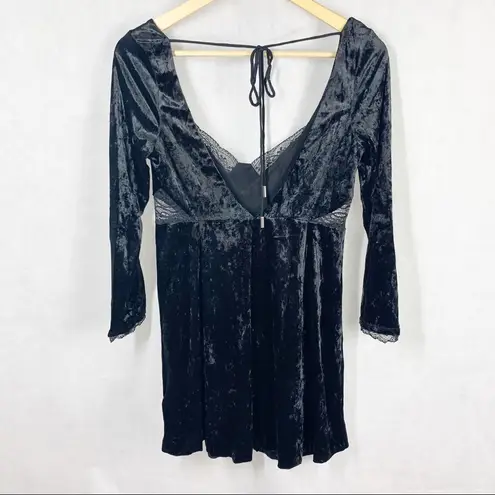 Free People  Kay Velvet mini dress in black