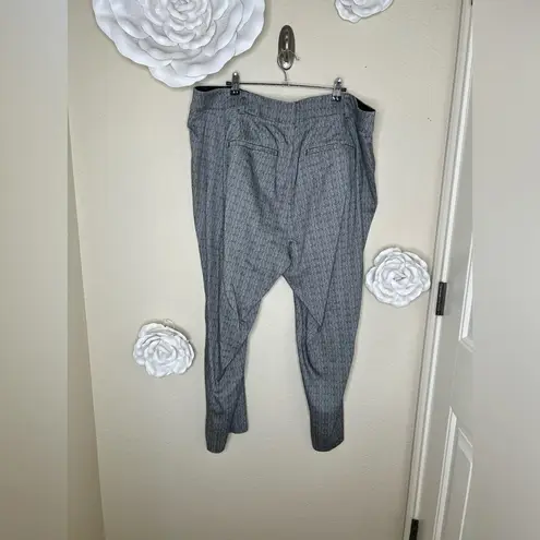 Lane Bryant NWT: The Allie Gray with Black & White Blended Textured Pants Sz 26R - Image 9