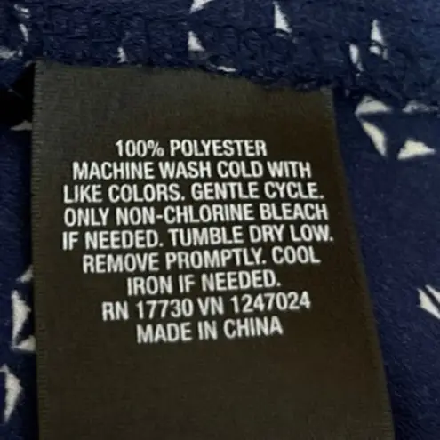 Mossimo Women's Navy White Button Down Collar Long Sleeve Shirt Blouse Top Sz M Blue Size M