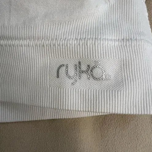 Ryka 🏃♀️ Seamless Racerback Sports Bra – White – Size XL 🏃♀️