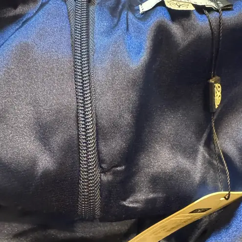 Chi Chi London Petite Navy Floral Fit & Flare Dress – UK 8 / US 4