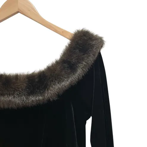 Onyx Nite Black Velvet Maxi Dress Faux Fur Trim Off Shoulder Long Sleeve 14 USA