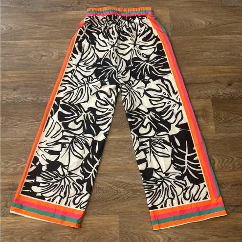 Sweet Rain Monstera Print Wide-Leg Palazzo Pants – Size Small
