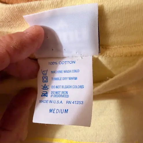 Vintage Cromer Maine Dolphin Cropped Graphic Tee Yellow Medium Y2K USA