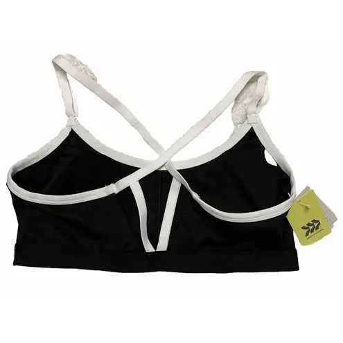 All In Motion  Women's Seamless Large Sports Bra Black And White.  LATH063