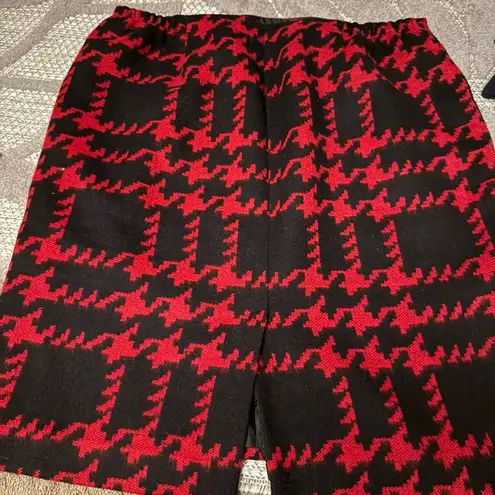 Talbots Wool Blend Lined Houndstooth Skirt Size 16 Slit in Back