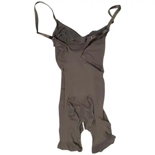 SKIMS Sculpting Bodysuit Full Body Shaper Open Bust Brown M