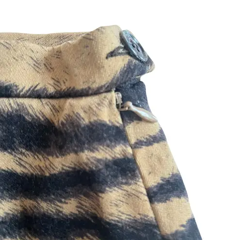 Moschino Cheap and Chic Tan Black Tiger Print Pencil Skirt – Size 8 (IT 42)