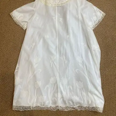 Odette Barsa Vintage White Floral Lace Trim Robe & Nightgown Set Lingerie