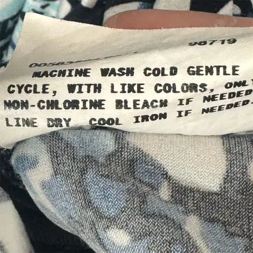 Y2K I.N Studio Floral Wrap Blouse Top L Blue Black Officecore Retro Workwear USA Size L