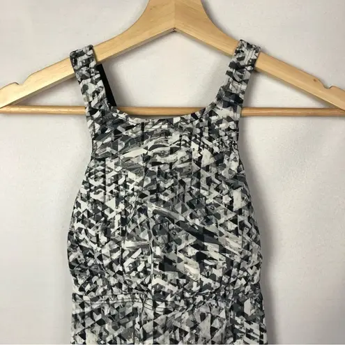 Nike  Black & White Printed High Neck Athletic Tank Top S