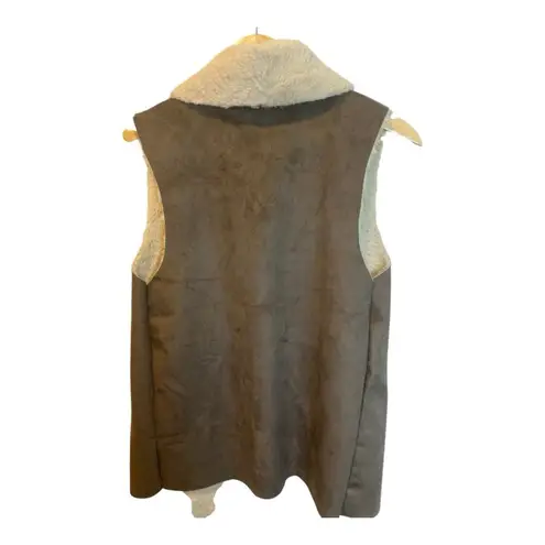 Madison & Lola Women’s Faux Shearling Vest XS Brown Sherpa Lined Open Front NWT