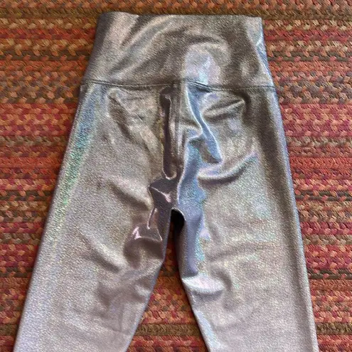 Beach Riot SPORT OMBRE HOLOGRAPHIC LEGGINGS