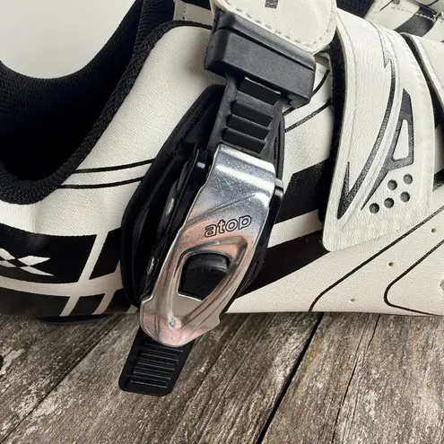 Venzo RX Cycling Shoes White Black Women’s 6.5 / Men’s 5 EU 38 SPD W/O Clips