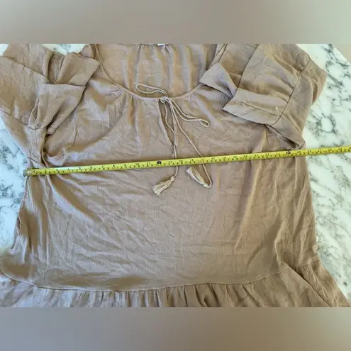 Forgotten Grace NWOT Beige Ruffle Tunic Blouse 3X | Feminine & Flowy Style