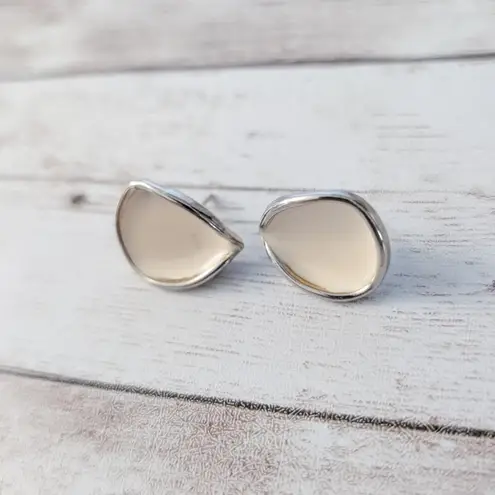 Vintage Stud Earrings Cream Concave Teardrop
