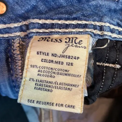 Miss Me  Cuffed Capri Paisley JW5824P 27