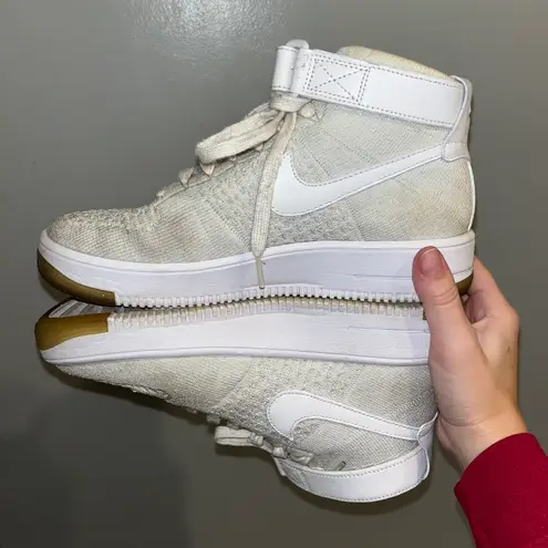 Nike Air Force 1 Mid