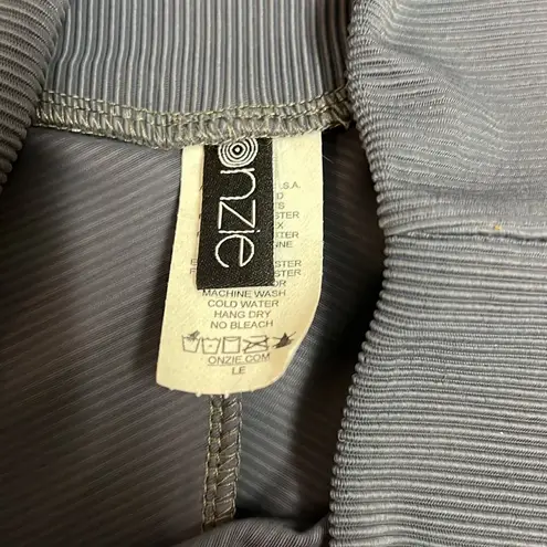 Onzie Stitch Fix Sweetheart Midi Legging Size M C34