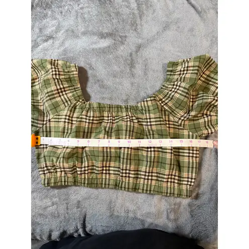NWOT Lena Size Medium Women Balloon Puff Sleeve Short Sleeve Plaid Crop Top Green