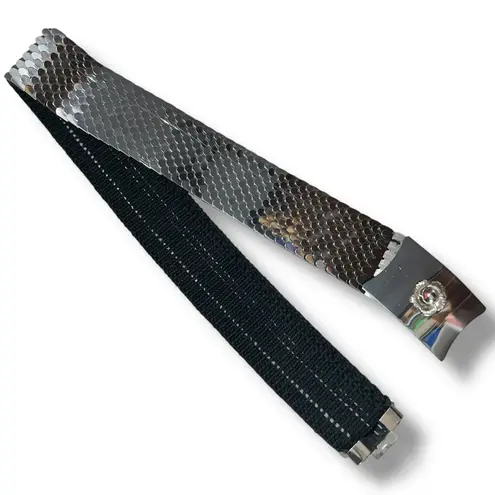 Boutique Vintage 80s 90s Womens Wide Scale Stretch Belt Flower Buckle Accent Silver Tone