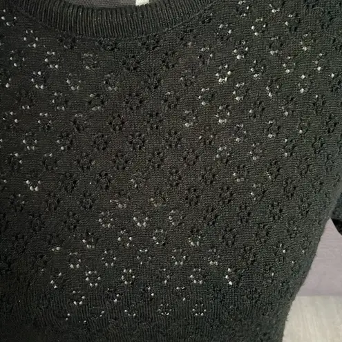 Lord and Taylor Black Knit Short Sleeve Top Size Petite Medium