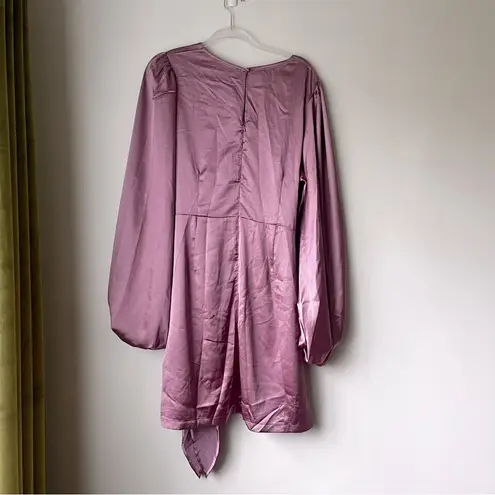 Petal and Pup  Opal Mauve Purple Satin Long Balloon Sleeve Wrap Mini Dress 16