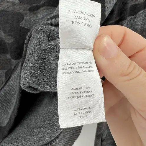 Rails Ramona Iron Camo Print Gray Black Sweatshirt Pullover Top Women’s Size XS