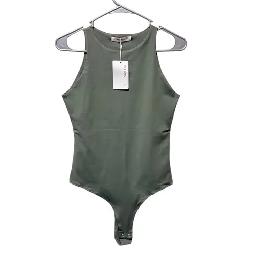 NWT REORIA Butsmooth® Women’s Bodysuit – Medium Green