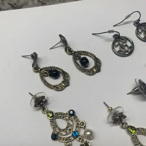 Lot Of 4 Pretty Costume Earrings Pierced Dangle Mix