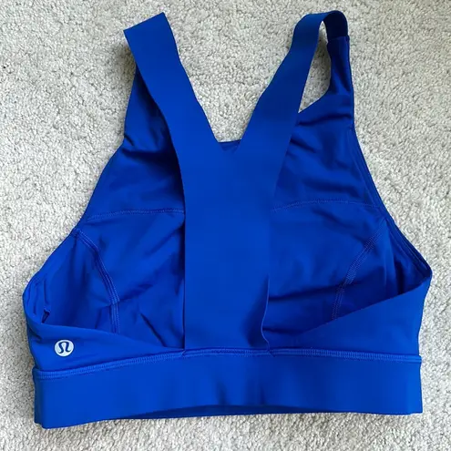 Lululemon  high neck sports bra