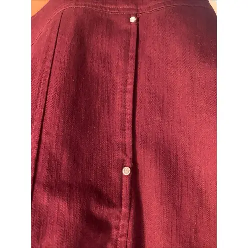 CJ BANKS STRETCH DENIM SZ 1X MAROON STUDDED NO POCKETS BUTTON UP FRONT JACKET