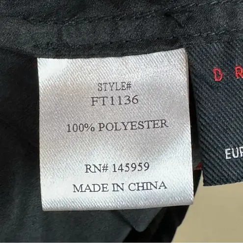 Dress Forum Los Angeles California Black Slinky Halter Blouse Small New