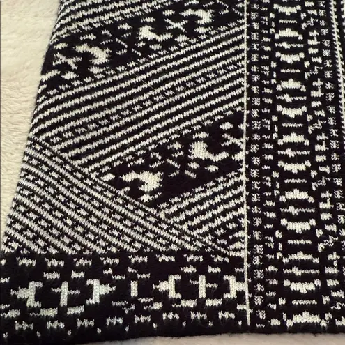 Bishop and Young Black and White Geometric Print Knit Pencil Skirt NWT