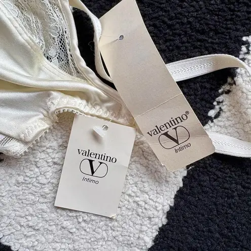 Valentino Garavani NWT Vintage Valentino Intimo White Satin Bra 36B