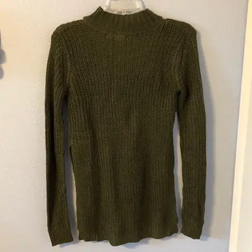 Planet Gold New Dark Green V-neck Chocker Top size XS