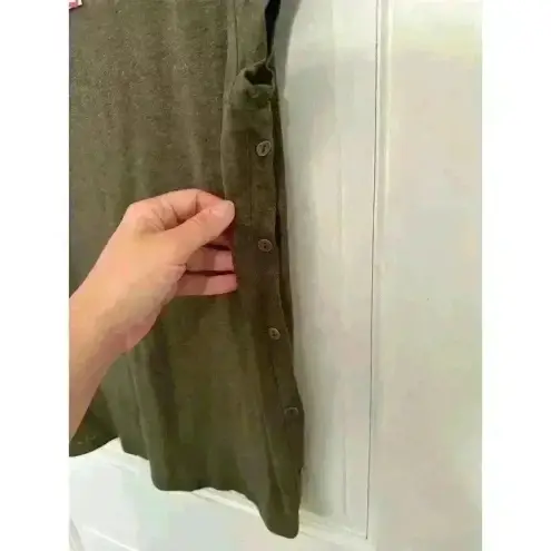 H by Bordeaux  olive Top‎ with buttons NWT size XS