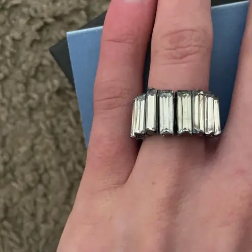 NWT Vera Wang Simply Vera Crystal Chain Ring Silver