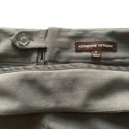 Adrienne Vittadini Size 6 Gray Knee Length Skirt