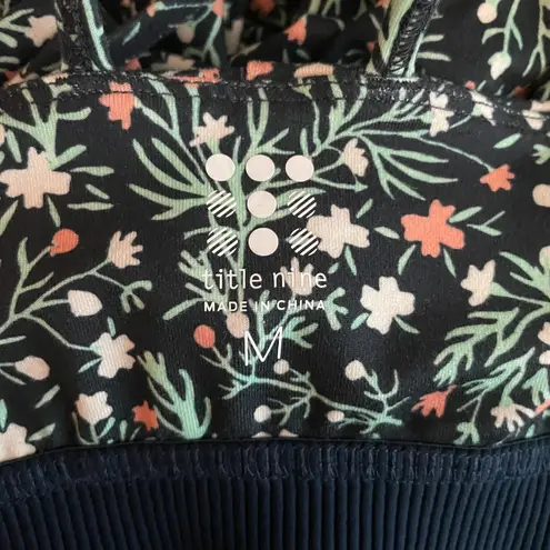 Title Nine Women M Navy Blue Floral Surefire Dress Built in Bra Pockets Granola