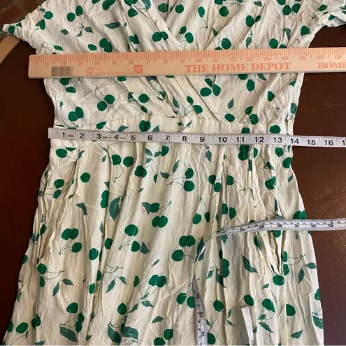 Tara Jarmon Cali Cherry Playsuit Jumpsuit size 38 / US 8 Medium 100% viscose Green