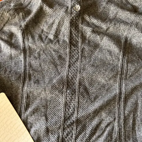 Lululemon NWT  top