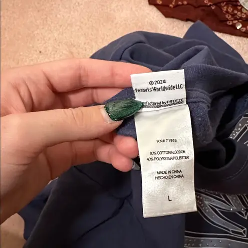 Peanuts Snoopy Rhinestone Crewneck Juniors NWOT Blue Size undefined