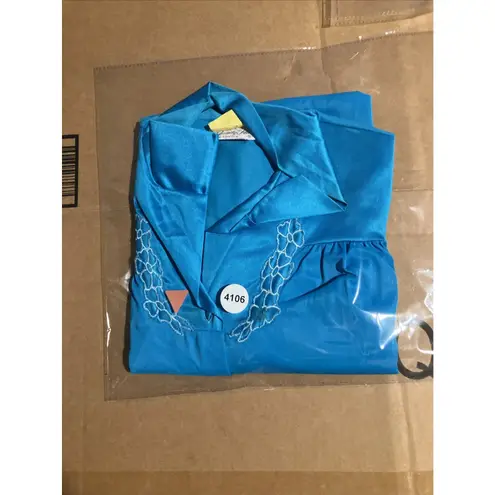 Vanity Fair Women's Small Turquoise Nightgown, Vintage Embroidered Nightwear - Image 7