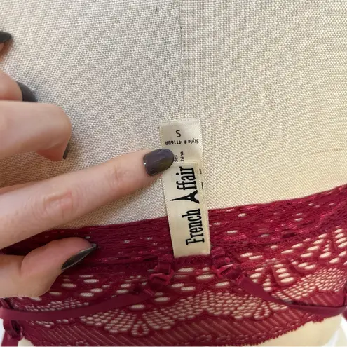 Elegant Lace Bralette in Burgundy Red