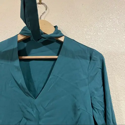 Becken Emerald Tie Neck Peplum Blouse Green Size 0