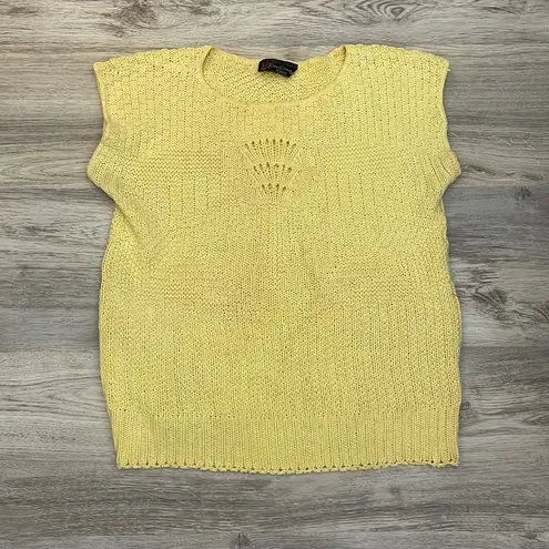 Cross Country Knits Vintage  Knits Yellow Short Sleeve Sweater Size Medium