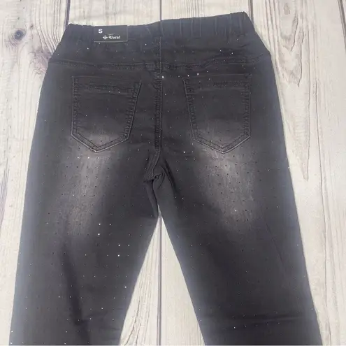 Vocal NWT Boutique Women’s Jeans Elastic Waist All Over Rhinestones Studded